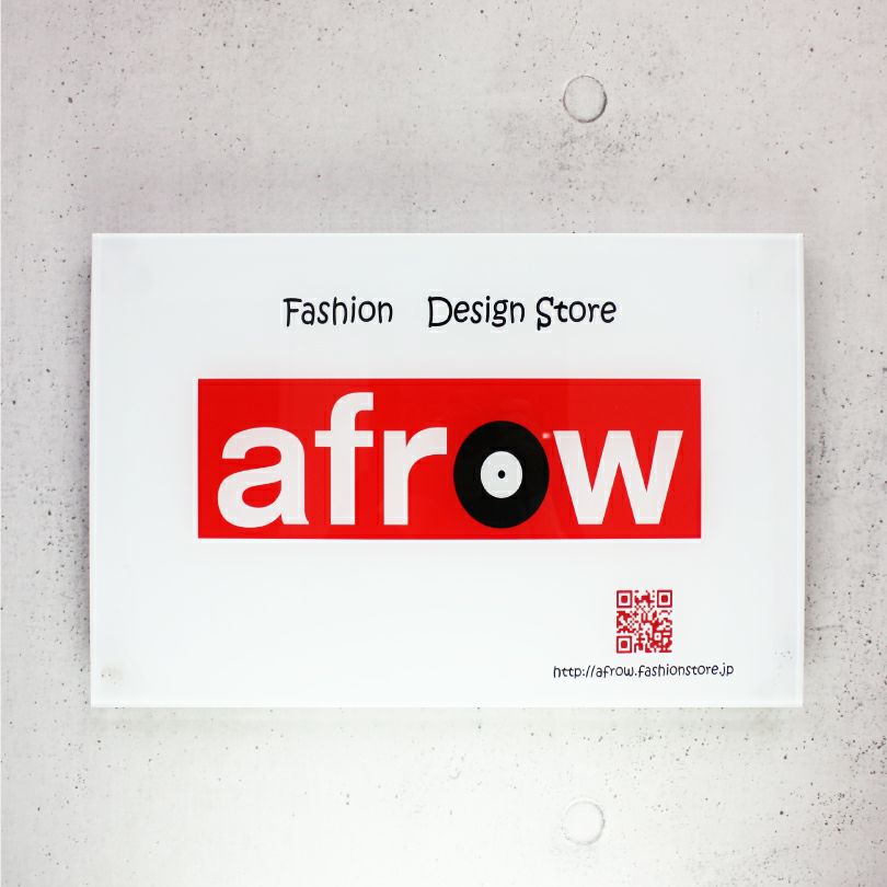 フルカラー透明アクリル銘板 両面テープ止め マグネット止め  会社銘板 事務所看板 